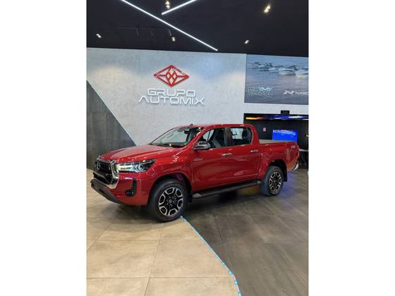 TOYOTA HILUX 2.8 D-4D TURBO DIESEL CD SRX 4X4 AUTOMÁTICO